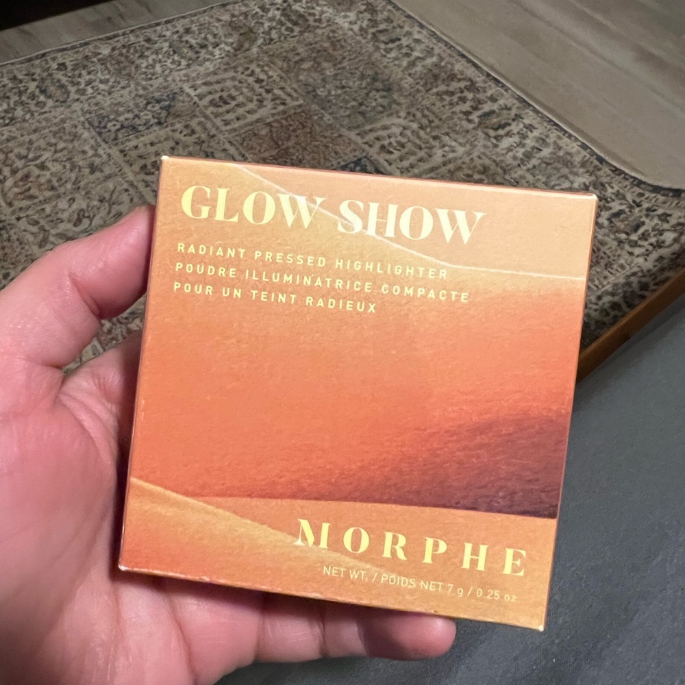 Morphe Glow Show highlighter
